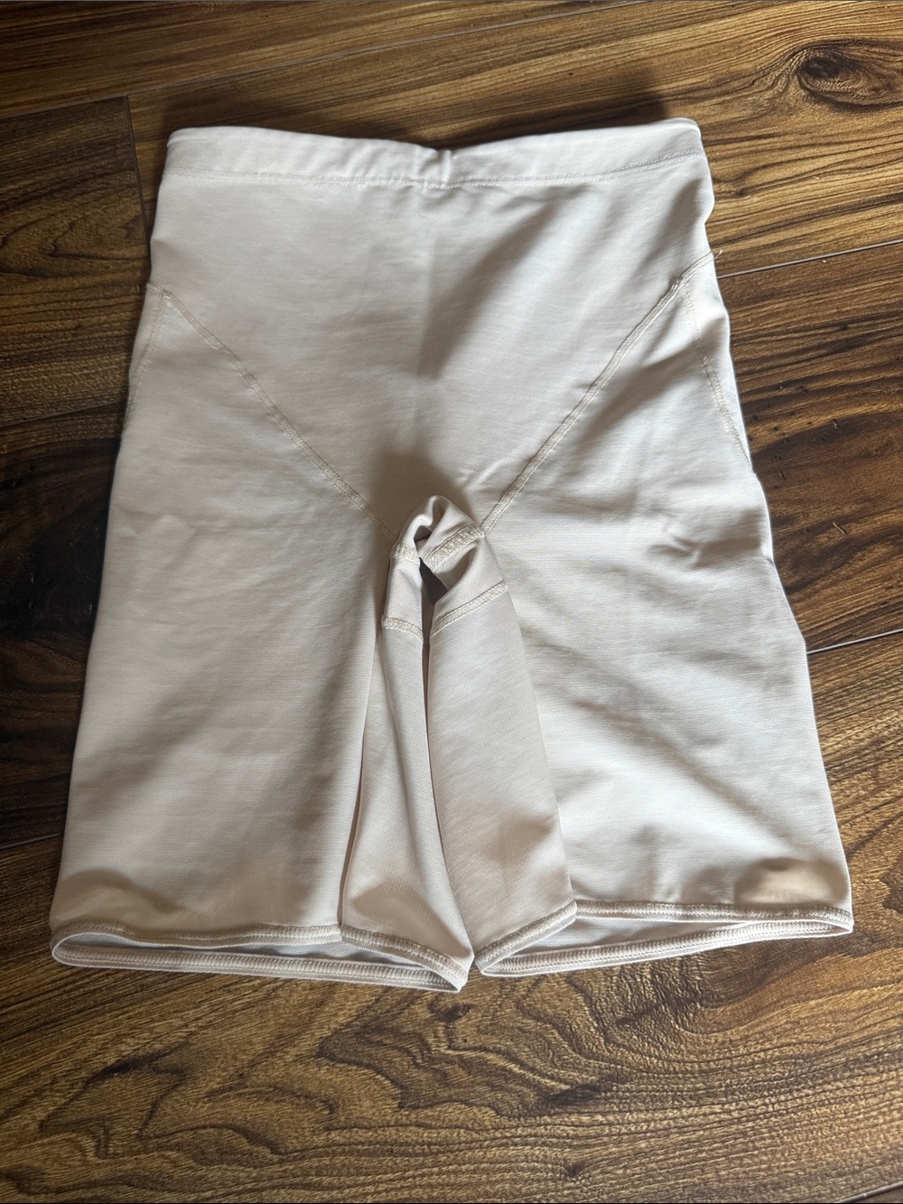 InvisiLift
Seamless Butt Lifter Shaper Short